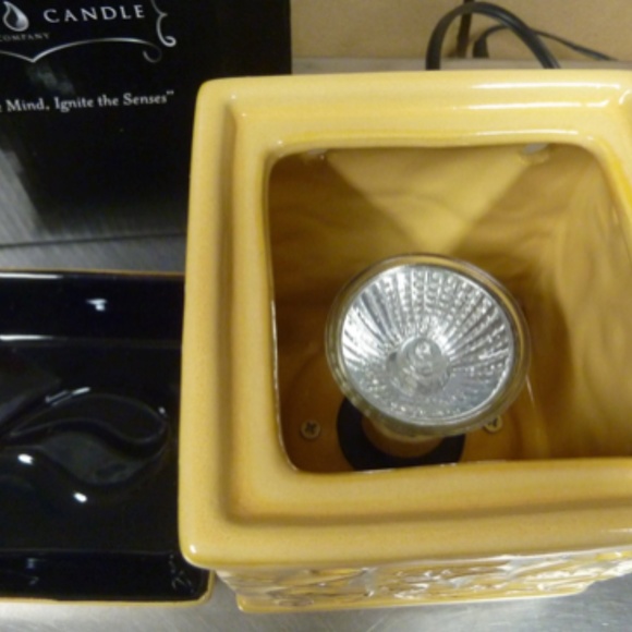 2 Piece Yellow ELECTRIC Ceramic Wax Tart Melt Warmer Burner NEW Boxed Last One! - Picture 4 of 6